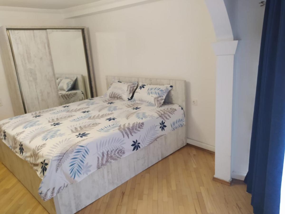 Apartment Dry Bridge Tiflis Dış mekan fotoğraf